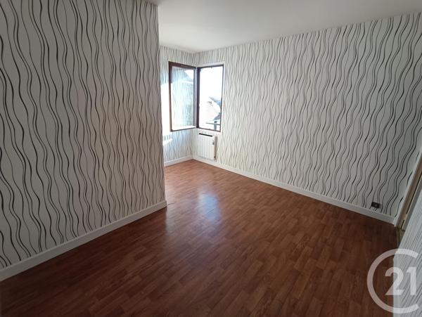 Appartement F2 à vendre  2 pièces - 56 m2 LA CHATRE - 36