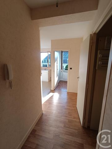 Appartement F2 à vendre  2 pièces - 56 m2 LA CHATRE - 36