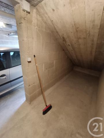 Appartement F2 à vendre  2 pièces - 56 m2 LA CHATRE - 36