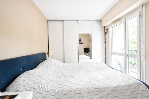 Appartement
         3 pièces
        - 63 m² Exclusivité 273 000 € *