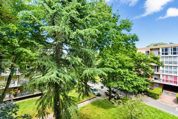Appartement
         3 pièces
        - 63 m² Exclusivité 273 000 € *