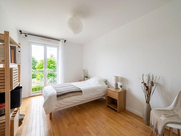 Vente exclusivité Pontault Combault appartement 3 pièces - 68.23 m² - deux chambres - balcon - deux places de parking en sous-sol