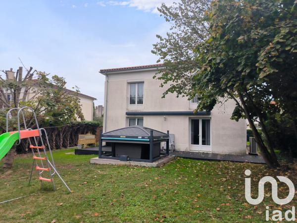 Maison à vendre 6 pièces 135 m² Poitiers
