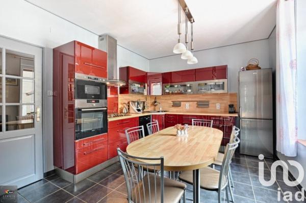 Maison 6 pièces de 115 m² à Thil (54880)