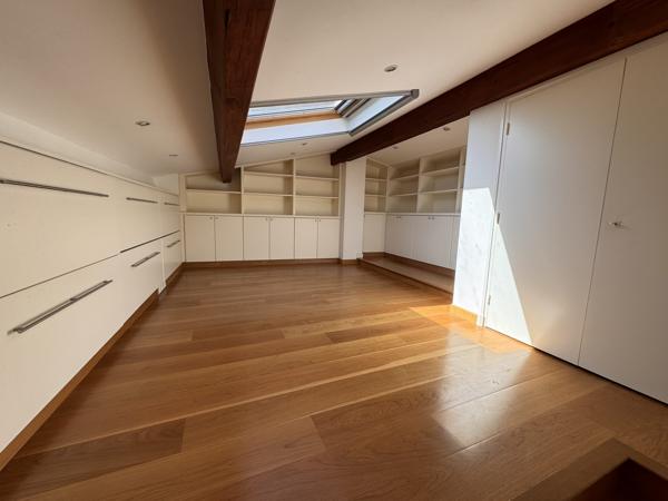 APPARTEMENT T4/PARKING COEUR DE VILLE