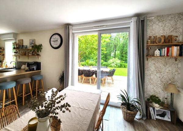 Maison coup de coeur avec vue dégagée sur la forêt