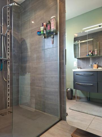 MAGNIFIQUE MAISON PLAIN PIED 5 PIECES, AUCUN TRAVAUX, GARAGE, dans impasse au calme SAINT LONGIS