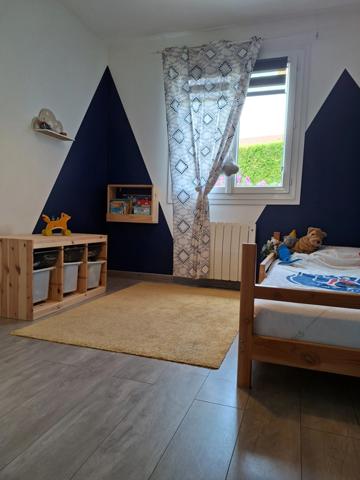 MAGNIFIQUE MAISON PLAIN PIED 5 PIECES, AUCUN TRAVAUX, GARAGE, dans impasse au calme SAINT LONGIS