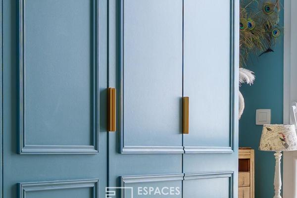 Prendre de la hauteur : appartement contemporain et son rooftop suspendu