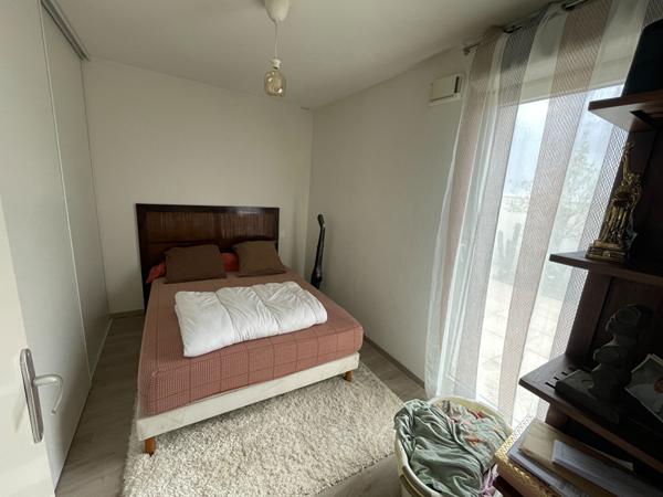 33150 CENON- Superbe appartement 3 pièce(s) + terrasse 55 m² à vendre