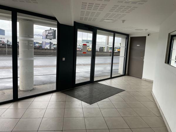 33150 CENON- Superbe appartement 3 pièce(s) + terrasse 55 m² à vendre