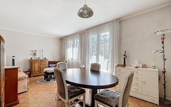 Appartement à vendre    3 pièces • 58,52 m2 Vitry-sur-Seine