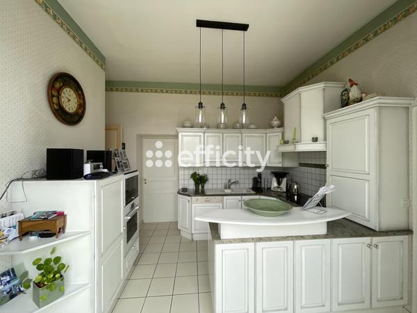 Maison 10 pièces - 222 m² Bien prestige