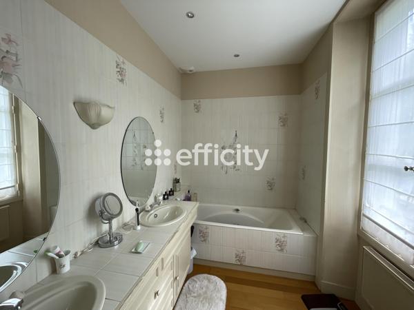 Maison 10 pièces - 222 m² Bien prestige