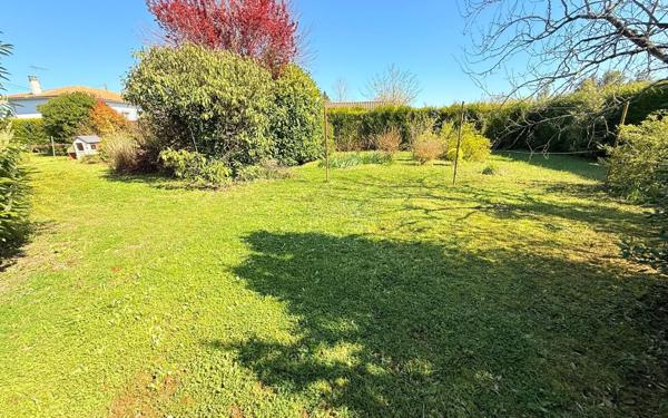 Terrain à vendre    Surgères