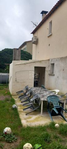MAISON 4 PIECES, GARAGE et DEPENDANCE