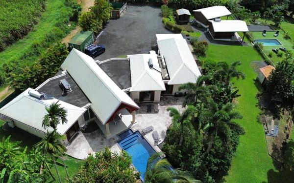 Maison à vendre    8 pièces •  Lamentin