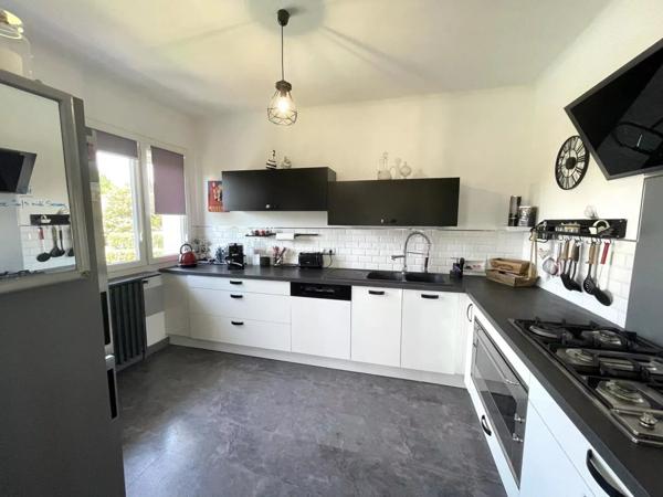 Vente Maison 5 pièces 115 m2 à Morestel