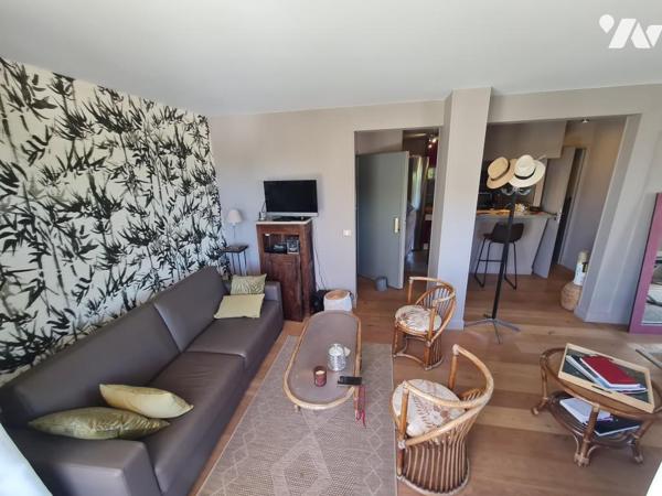 Quartier Gardin/AquaBaule - 300 m de la plage  -  84 m² hab. avec 50 m² de terrasses