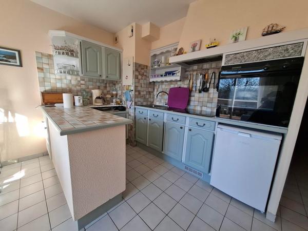 Parking + appartement + annexe