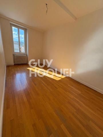 Appartement La Verpillere 6 pièce(s) 124.80 m2