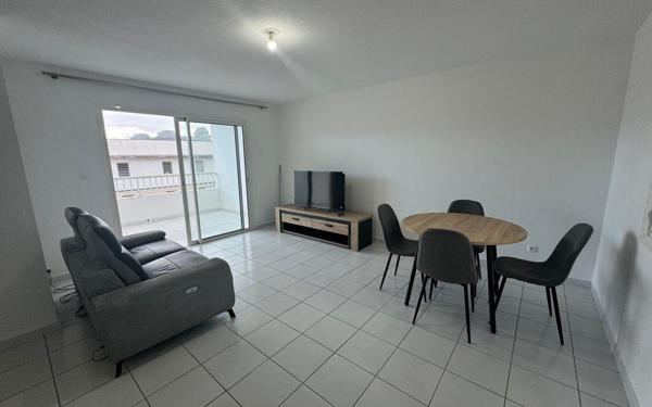 Appartement à louer    3 pièces •  Le Lamentin