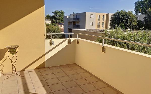 Appartement à vendre    2 pièces •  Le Pontet