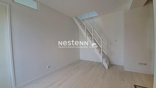 ST CYR L'ECOLE centre ville - Studio à louer avec mezzanine