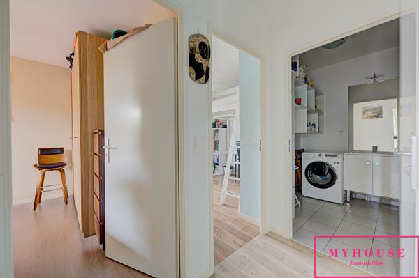 Appartement
                                                                                                                                                                                                                                                                                                                        5 pièce(s)                                                                                                                                                                                                          4 chambre(s)                                                                                                                                                                                                          99  m²