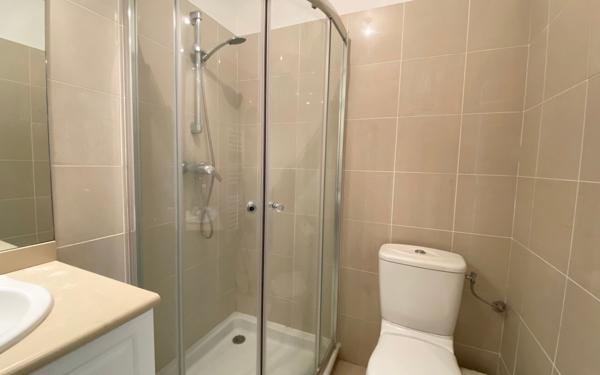 Appartement à louer    1 pièce •  Nice