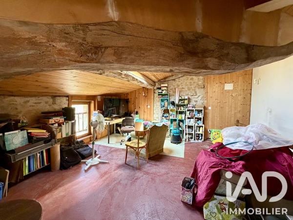 Maison à vendre 3 pièces 80 m² Saint-Jean-le-Vieux