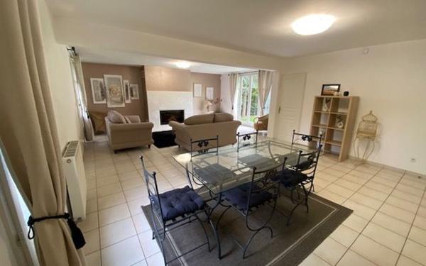 Maison à louer    5 pièces •  Magny-le-Hongre