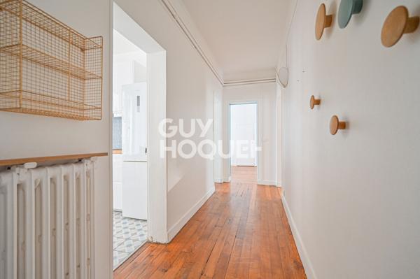 APPARTEMENT À LOUER DE 5 PIÈCES DE 104,93 M²