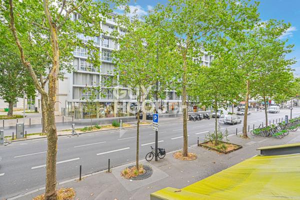 APPARTEMENT À LOUER DE 5 PIÈCES DE 104,93 M²