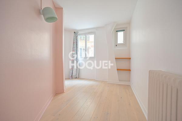 APPARTEMENT À LOUER DE 5 PIÈCES DE 104,93 M²