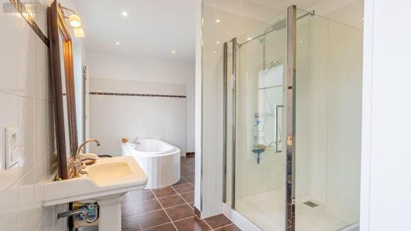 Maison de maître à vendre à Chambéry en Savoie (73000), ref : 73007-49