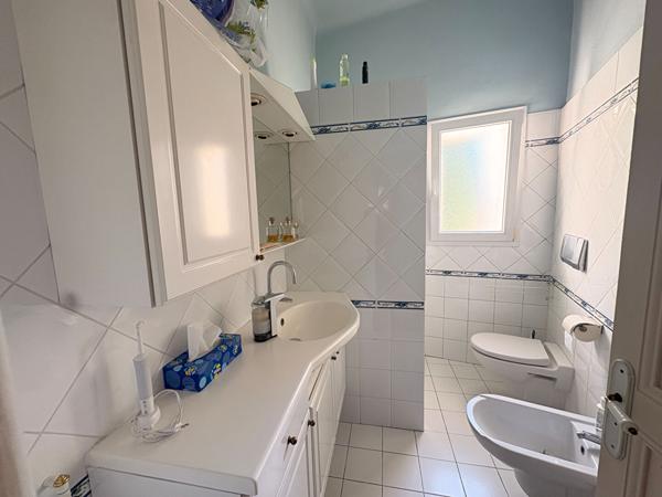Maison 10 pièces 305 m2