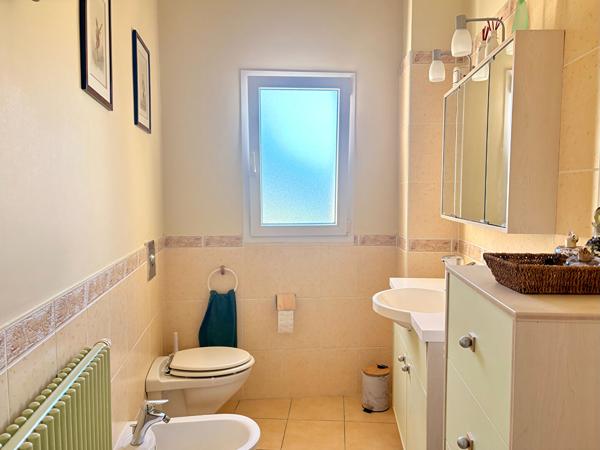 Maison 10 pièces 305 m2