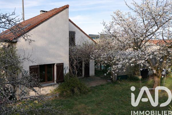 Maison à vendre 9 pièces 201 m² Riom