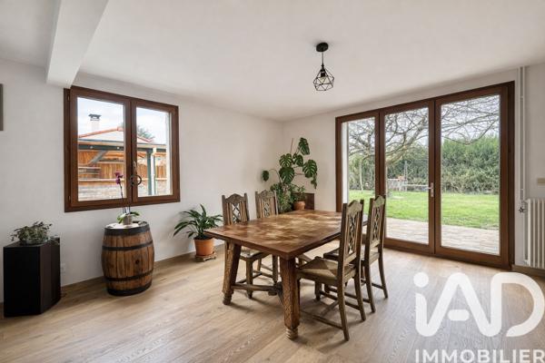 Maison à vendre 9 pièces 201 m² Riom