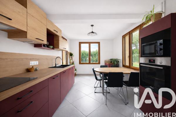 Maison à vendre 9 pièces 201 m² Riom