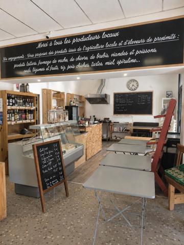 Beau local commercial clé en main murs + fonds