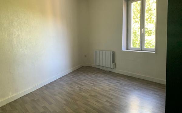 Appartement à vendre    3 pièces •  Sérézin-du-Rhône