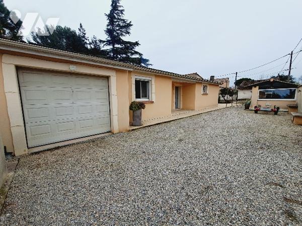 Montélimar, maison de 112m² habitable de plain pied avec piscine.