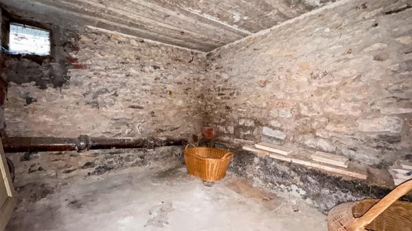 Marly-le-Roi (78160) LUMINEUX APPARTEMENT 2 PIECES EN DERNIER ETAGE PROCHE GARE.