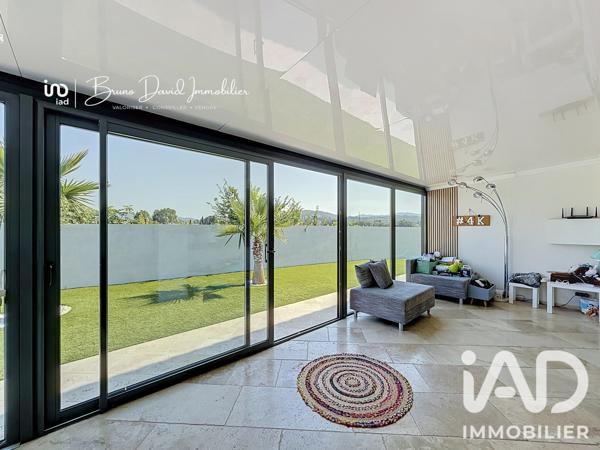 Maison à vendre 9 pièces 318 m² Pierrefeu-du-Var