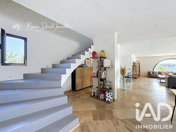 Maison à vendre 9 pièces 318 m² Pierrefeu-du-Var