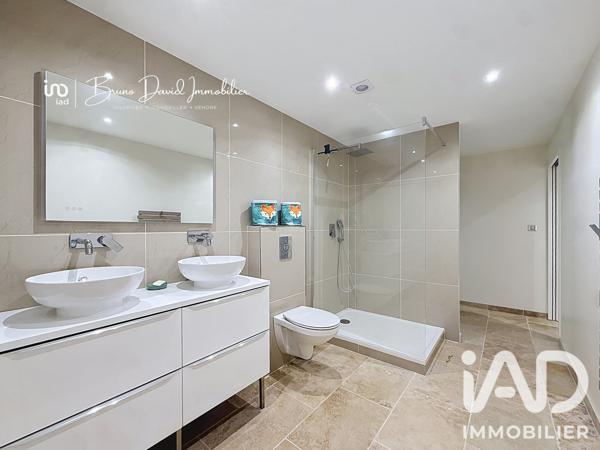 Maison à vendre 9 pièces 318 m² Pierrefeu-du-Var