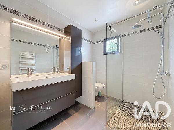 Maison à vendre 9 pièces 318 m² Pierrefeu-du-Var
