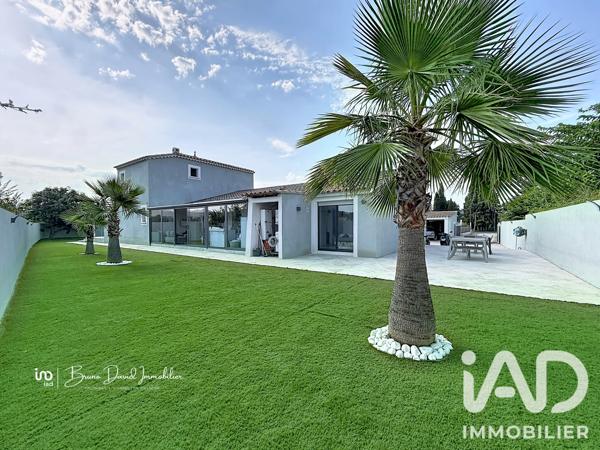 Maison à vendre 9 pièces 318 m² Pierrefeu-du-Var